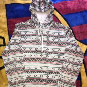 Thin patterned hoodie